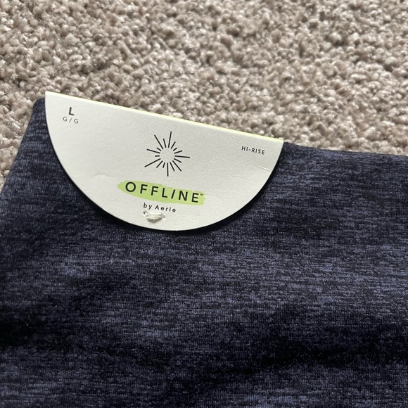 Aerie Offline leggings with side pockets - Picture 2 of 6